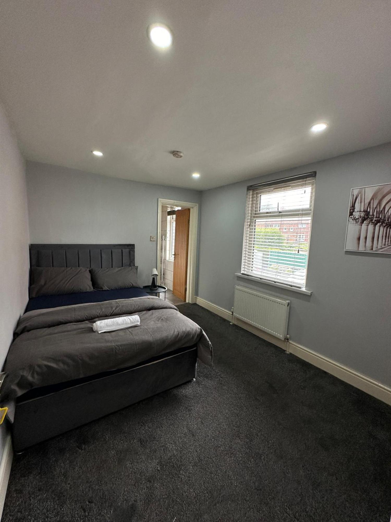 Room In Manchester Exterior photo