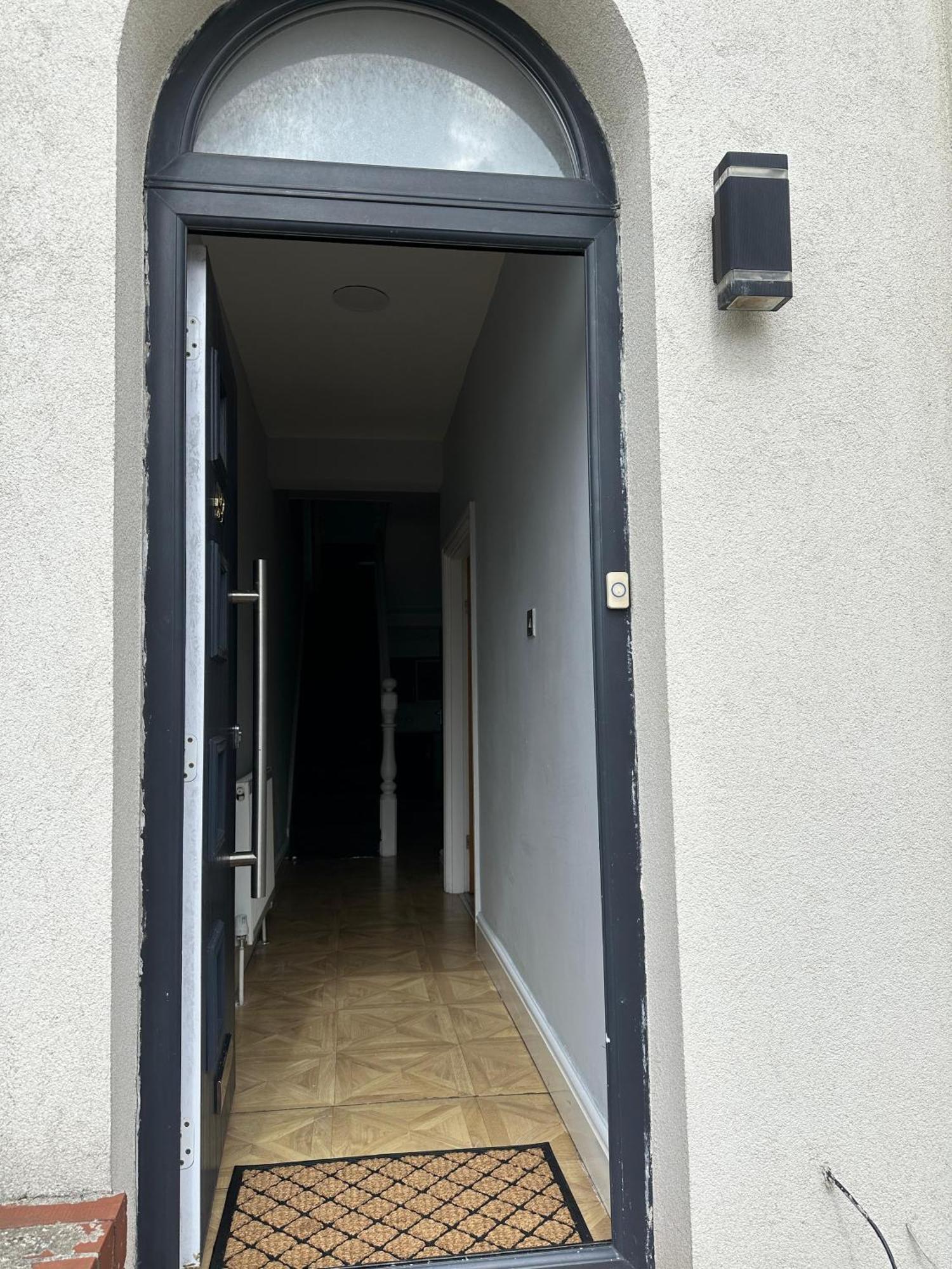 Room In Manchester Exterior photo